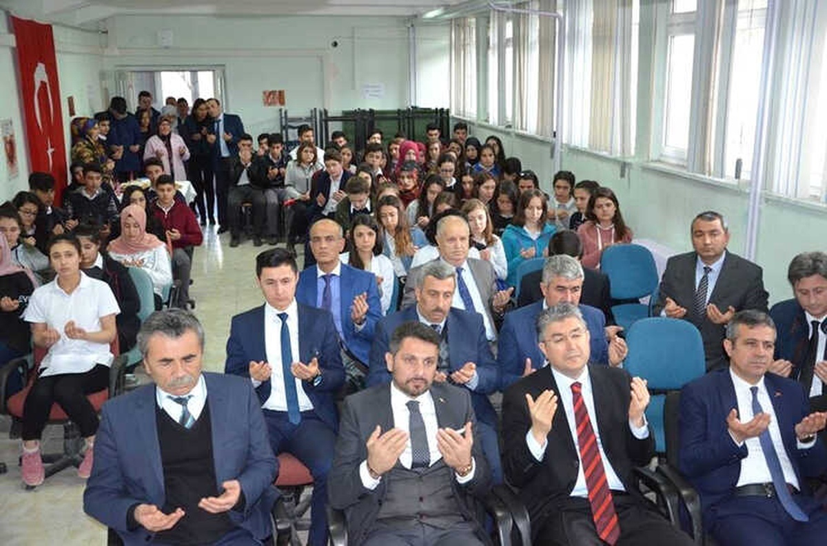 Zeytin Dalı Harekatı Şehitleri İçin Sivrihisar\'da Anma Etkinliği