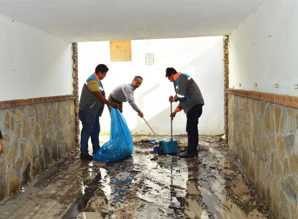 Alanya Belediyesinden Alt Geçit Temizliği