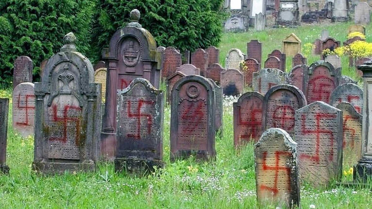 Almanya\'da Yahudilere Karşı İşlenen Suçlarda Artış Kaydedildi