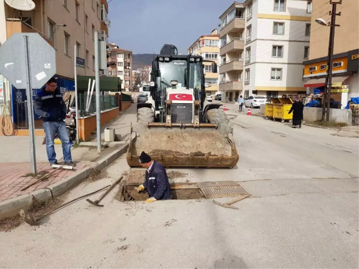 Bozüyük\'te Alt Yapı Çalışmaları Devam Ediyor