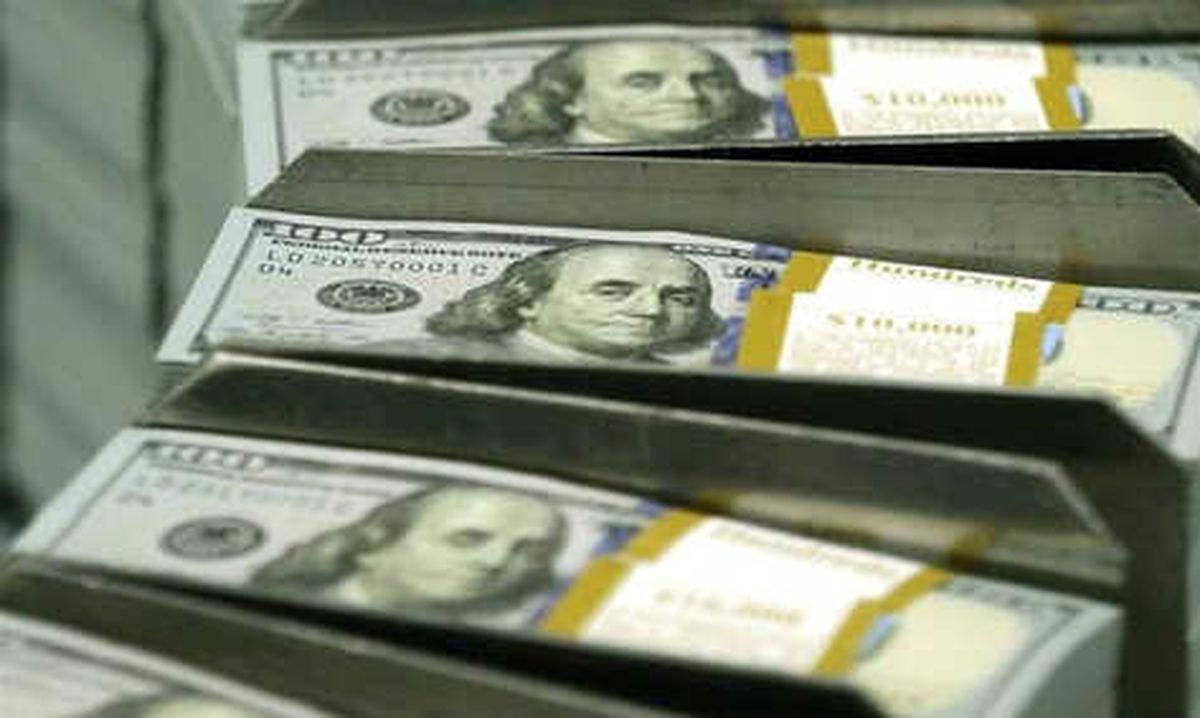 Dolar Yönünü Aşağı Çevirdi