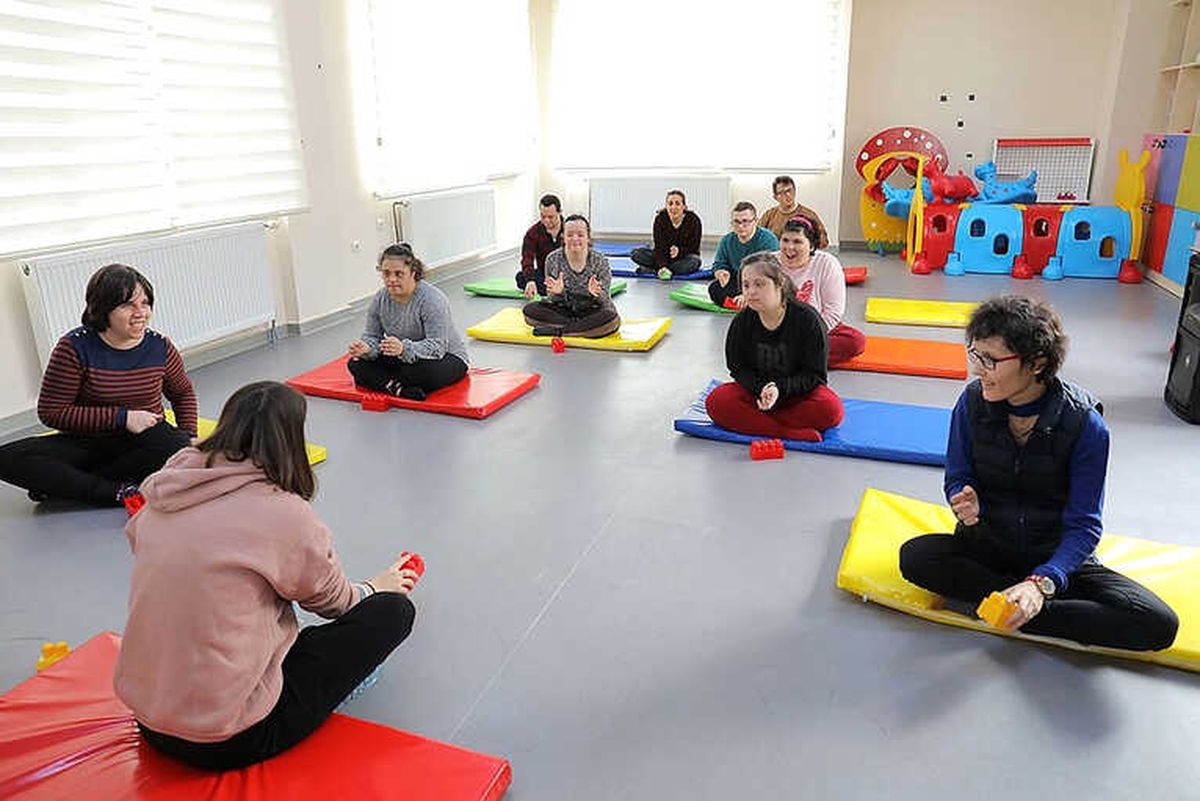 Down Sendromlu Çocuklara Özel Dans Kursu