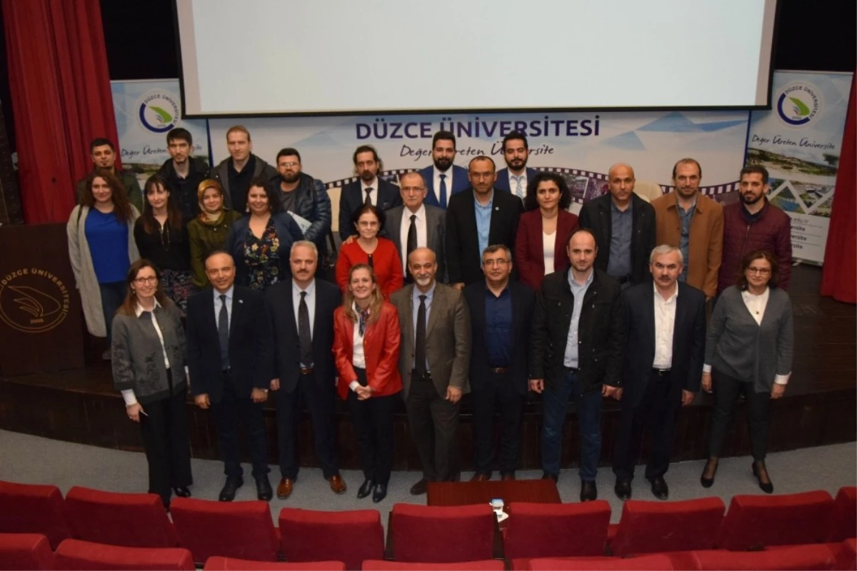 Düzce Üniversitesi\'nde Türk Yoğun Bakım Derneği Şehir Toplantısı Düzenlendi