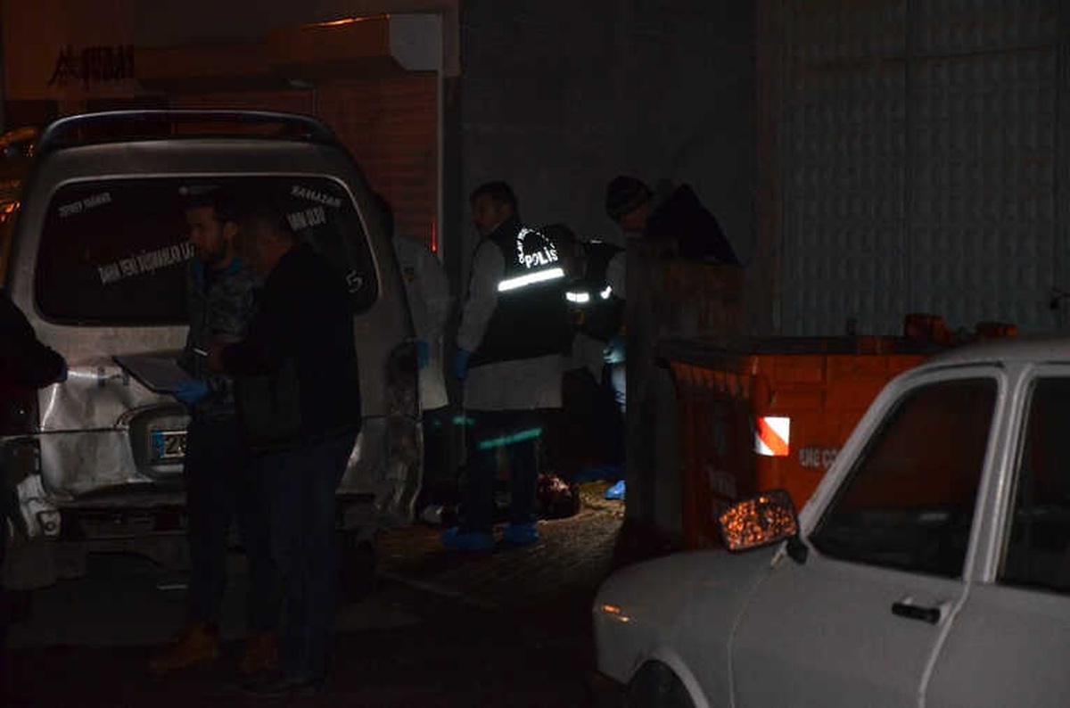 Eskişehir\'de Alacak Verecek Davası Kanlı Bitti: 2 Ölü
