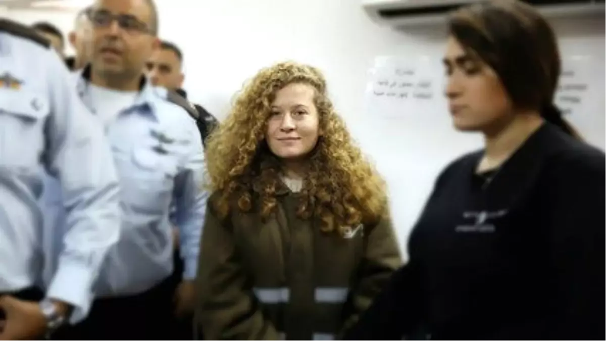 İsrail Askerine Tokat Atan Filistinli Kız Ahed Tamimi\'nin Duruşması Ertelendi