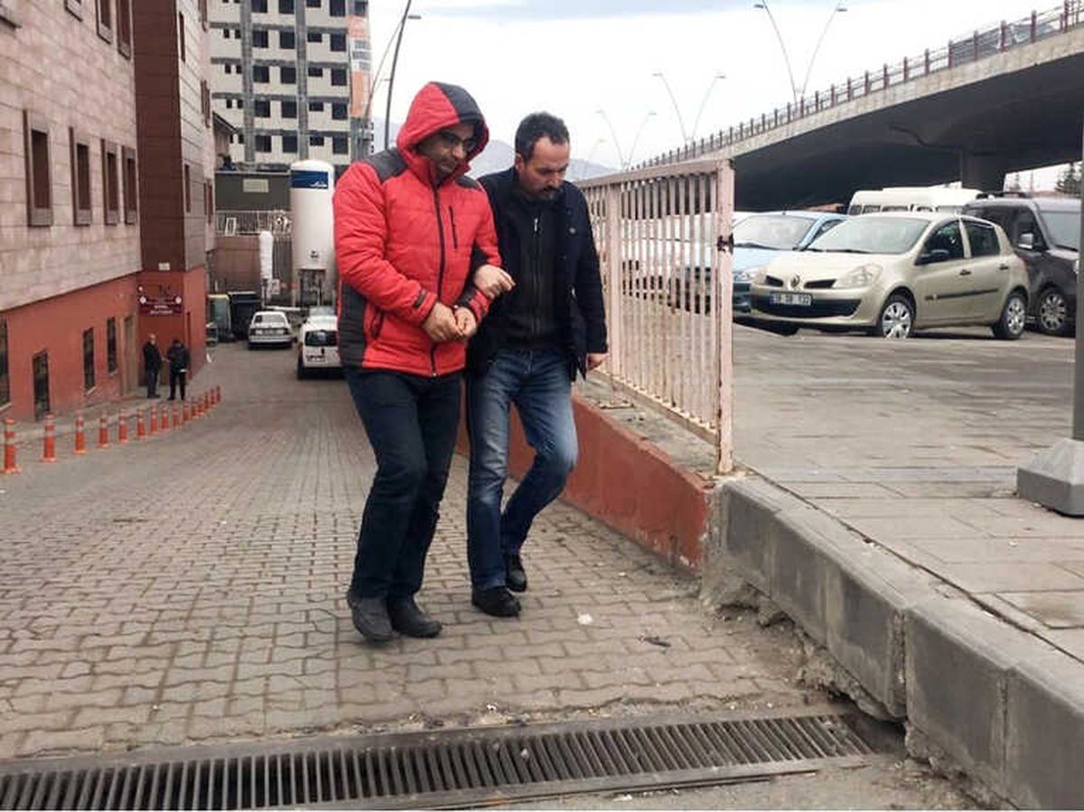Kayseri ve Çorum\'da Bylock Operasyonu: 5 Gözaltı