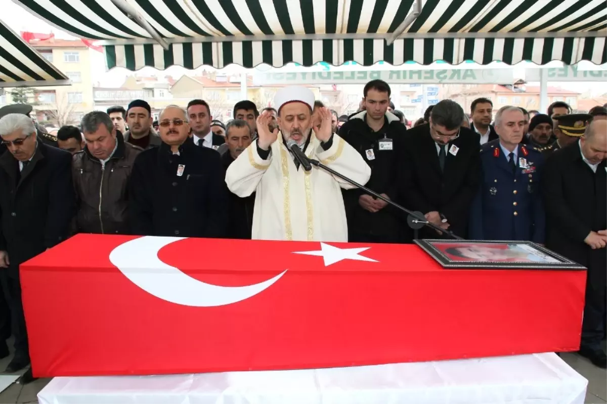 Kazada Şehit Olan Konyalı Polis Son Yolculuğuna Uğurlandı