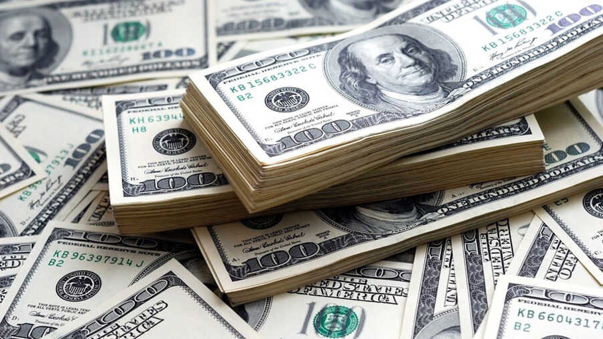 Dolar Güne Sakin Başladı