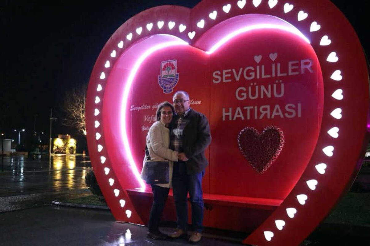 Sevgililer Gününde "Kalp" Platformunu Kırdılar