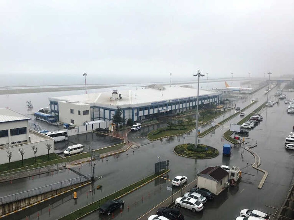 Trabzon\'da Sis Hava Ulaşımını Olumsuz Etkiledi