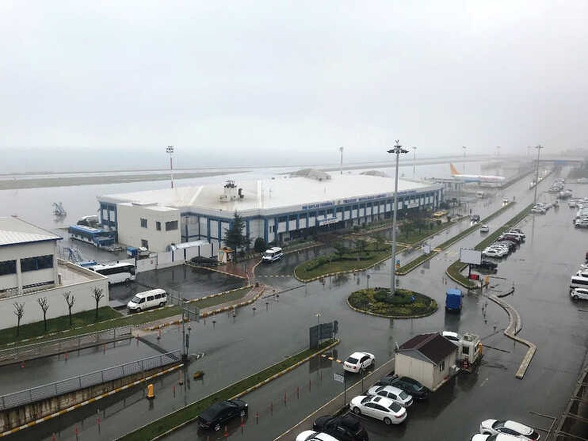 Trabzon\'da Sis Hava Ulaşımını Olumsuz Etkiledi