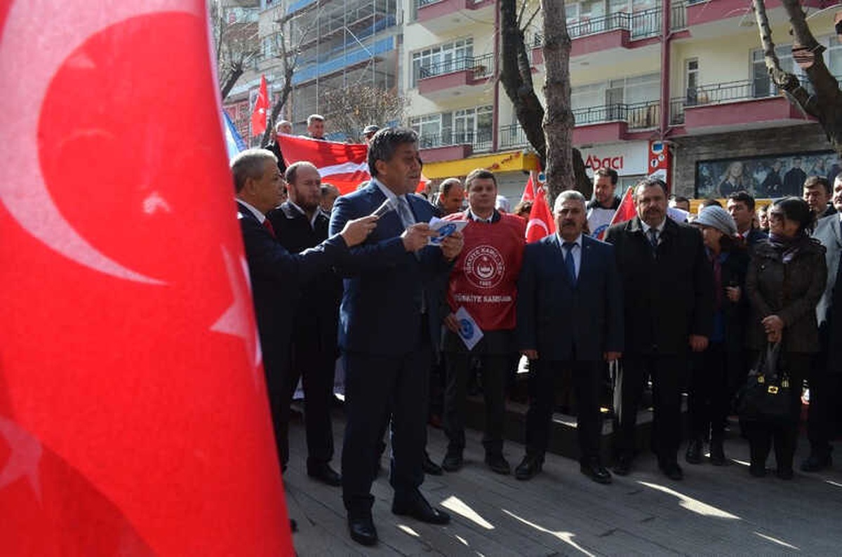Türkiye Kamu Sen\'den Mehmetçiğe Destek
