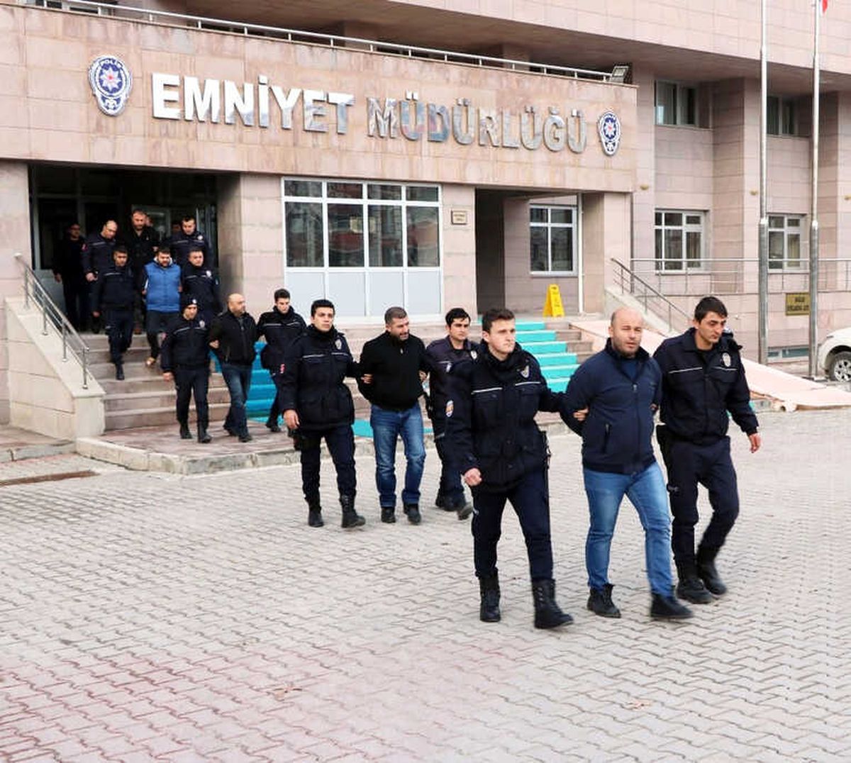 Yozgat\'ta Tefeci Çete Adliyeye Sevk Edildi