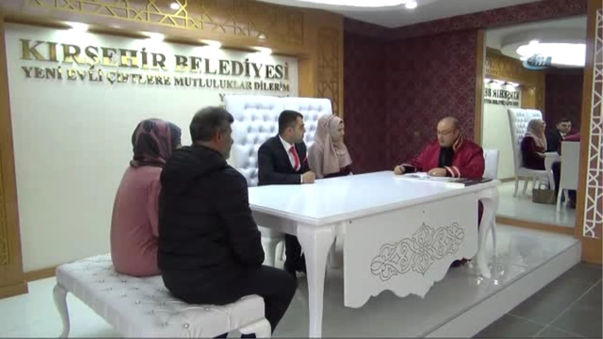 14 Şubat İçin Kırşehir\'de 11 Çift Nikah Masasına Oturdu