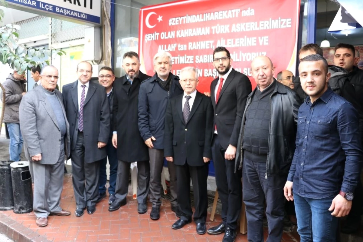 AK Parti Akhisar Gençlik Kollarından Şehitler İçin Lokma Hayrı