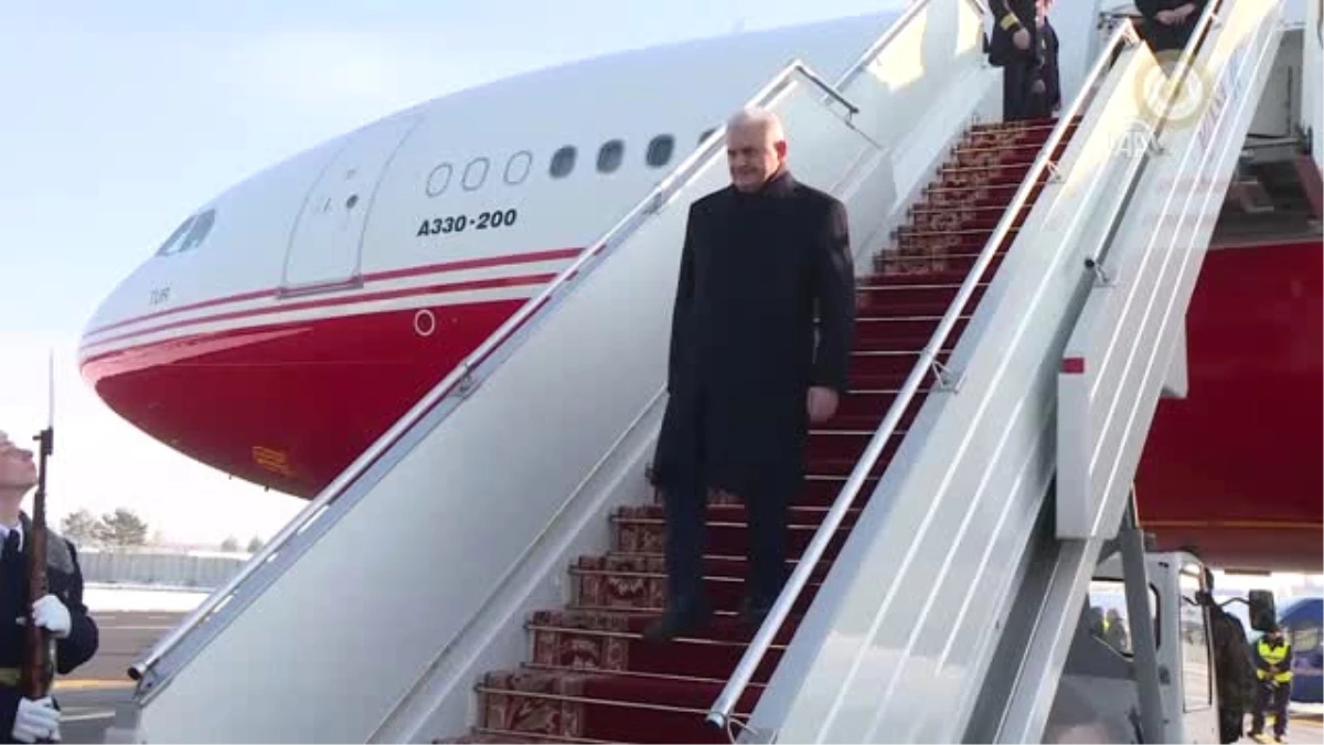Başbakan Yıldırım Belarus\'ta - Havalimanı Karşılama (2) - Minsk