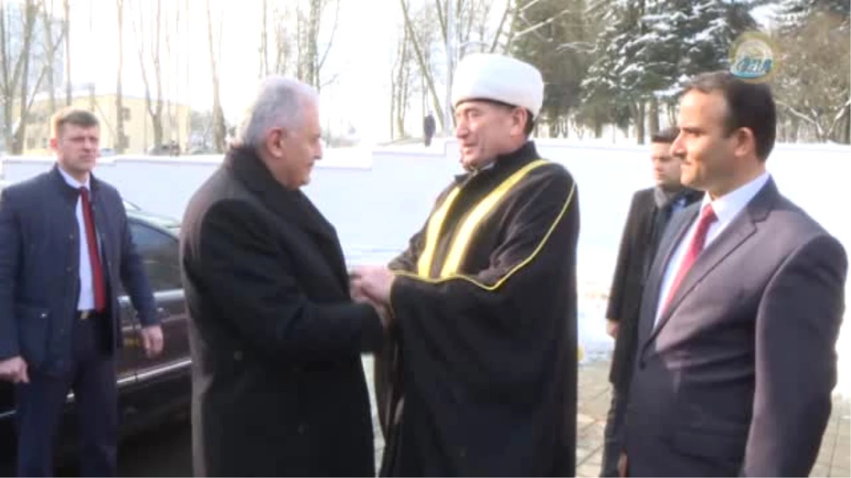Başbakan Yıldırım, Minsk Camii\'ni Ziyaret Etti