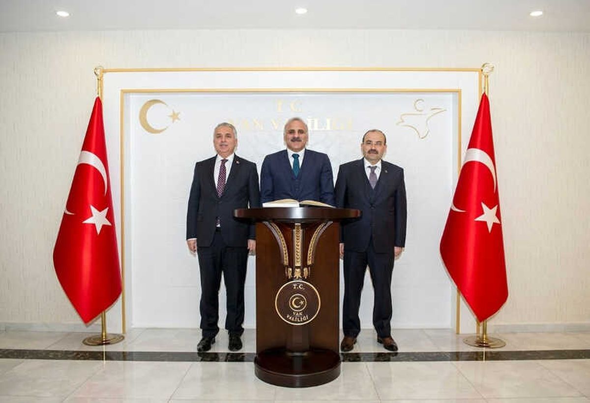 Bitlis ve Muş Valilerinden Vali Zorluoğlu\'na Ziyaret