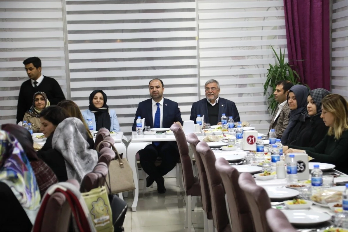 Çiftçi, Kadın Meclisi İstişare Toplantısına Katıldı