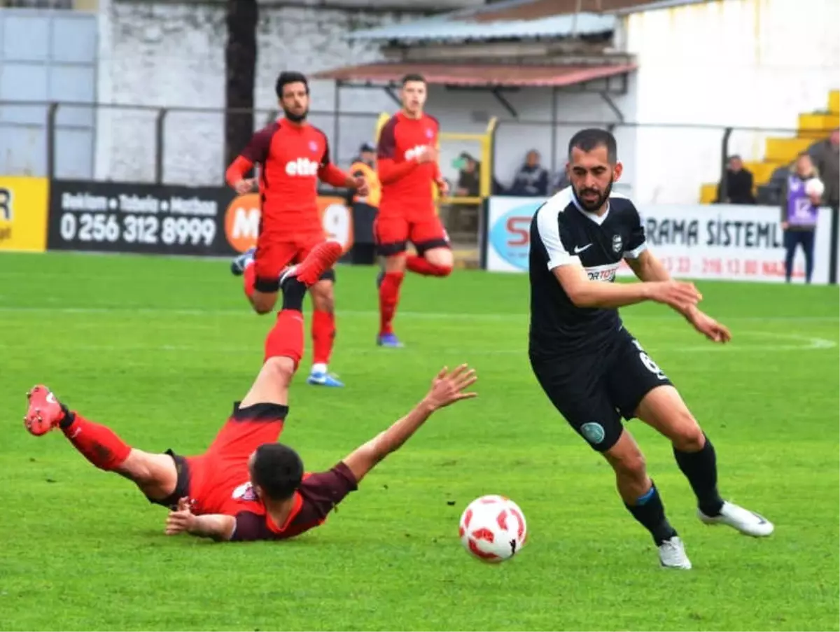 Tff 2. Lig: Nazilli Belediyespor: 2 - Ottocool Karagümrük: 0