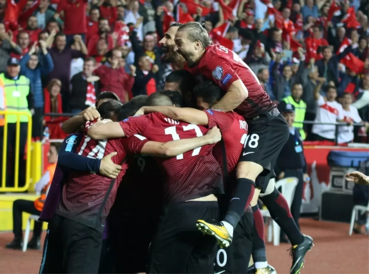 A Milli Futbol Takımı 3 Basamak Yükseldi