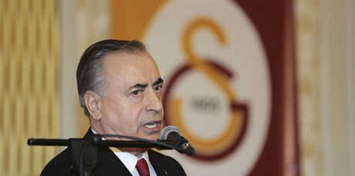 Galatasaray Yönetimi \'Resmi Danışman\' Kadrolarını İptal Etti