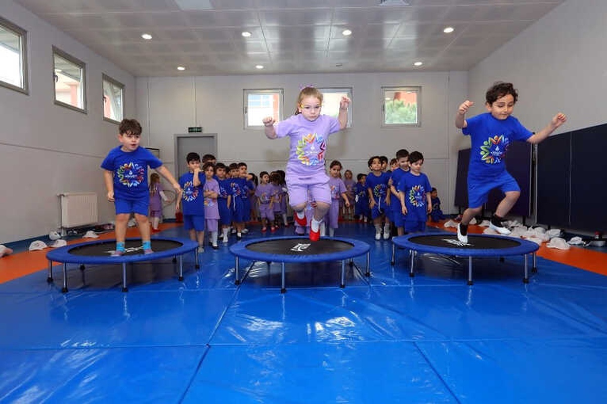 İbb\'den Öğrencilere Kış Spor Okulu