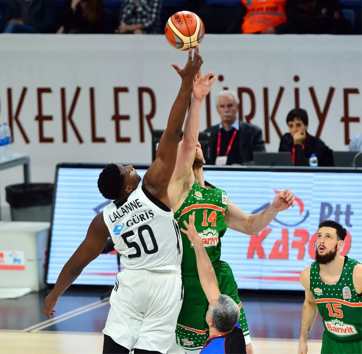 PTT Erkekler Türkiye Kupası: Beşiktaş Sompo Japan: 80 - Banvit: 63