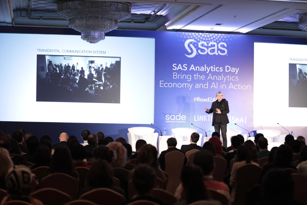 SAS, Dünyanın İlk Cyborg Sanatçısını Analytics Day\'de Ağırladı
