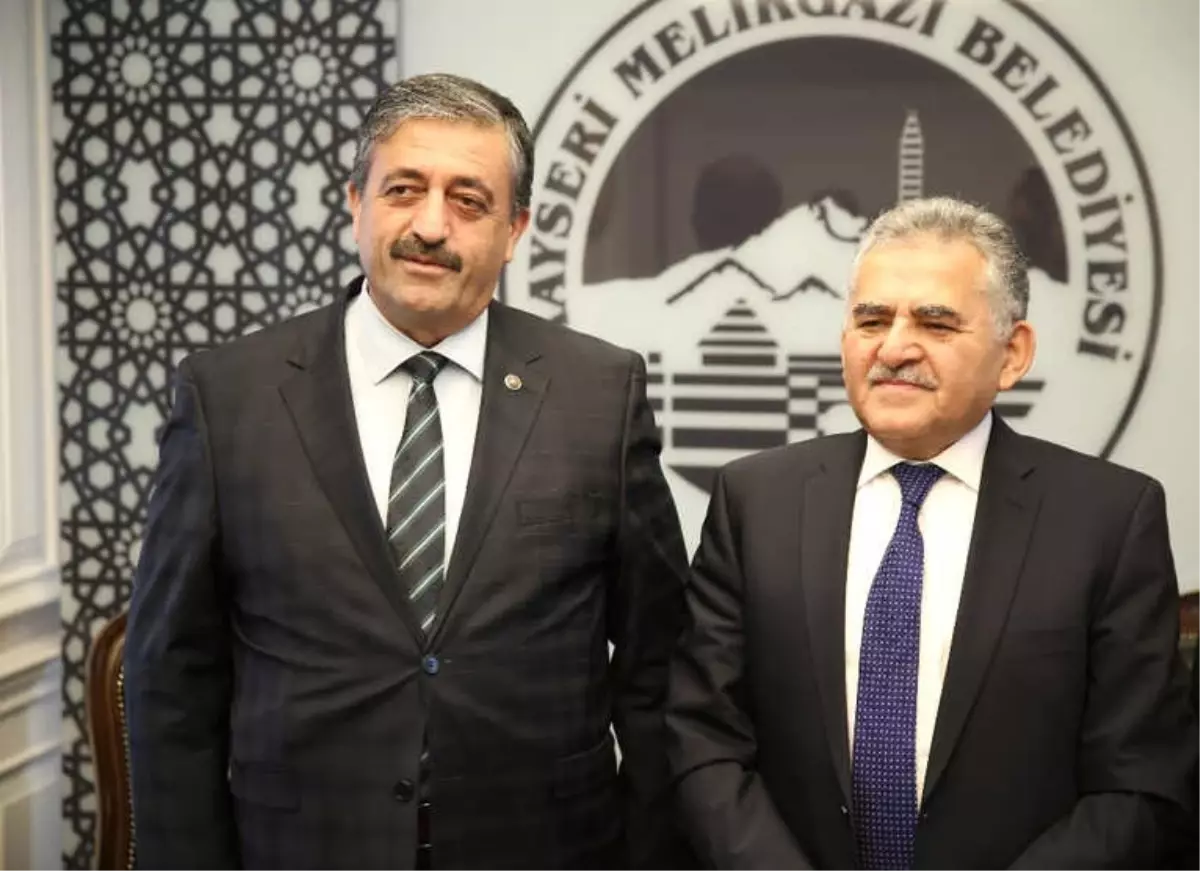 Tomarza Belediye Başkanı Fahrettin Işık Referans Belediye Melikgazi\'de