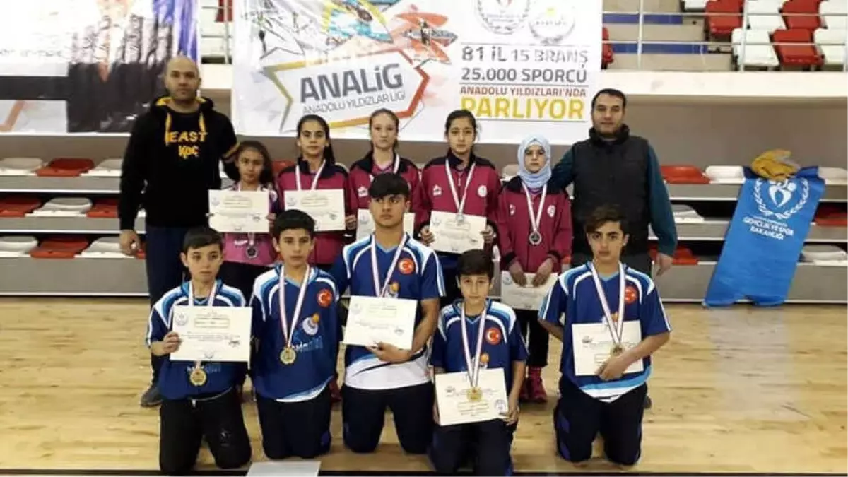 Vanlı Badmintonculardan Bir Başarı Daha