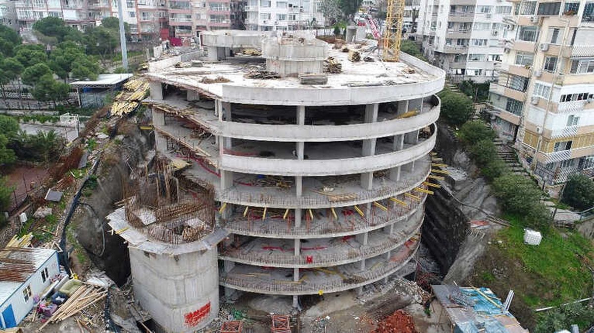 Yeni Otopark Yaza Hazır