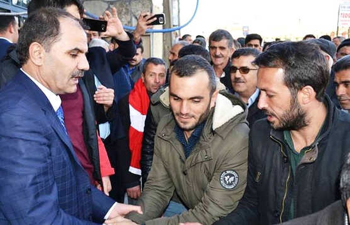 AK Parti Erciş İlçe Başkanlığına Yeniden Adnan Aydın Atandı