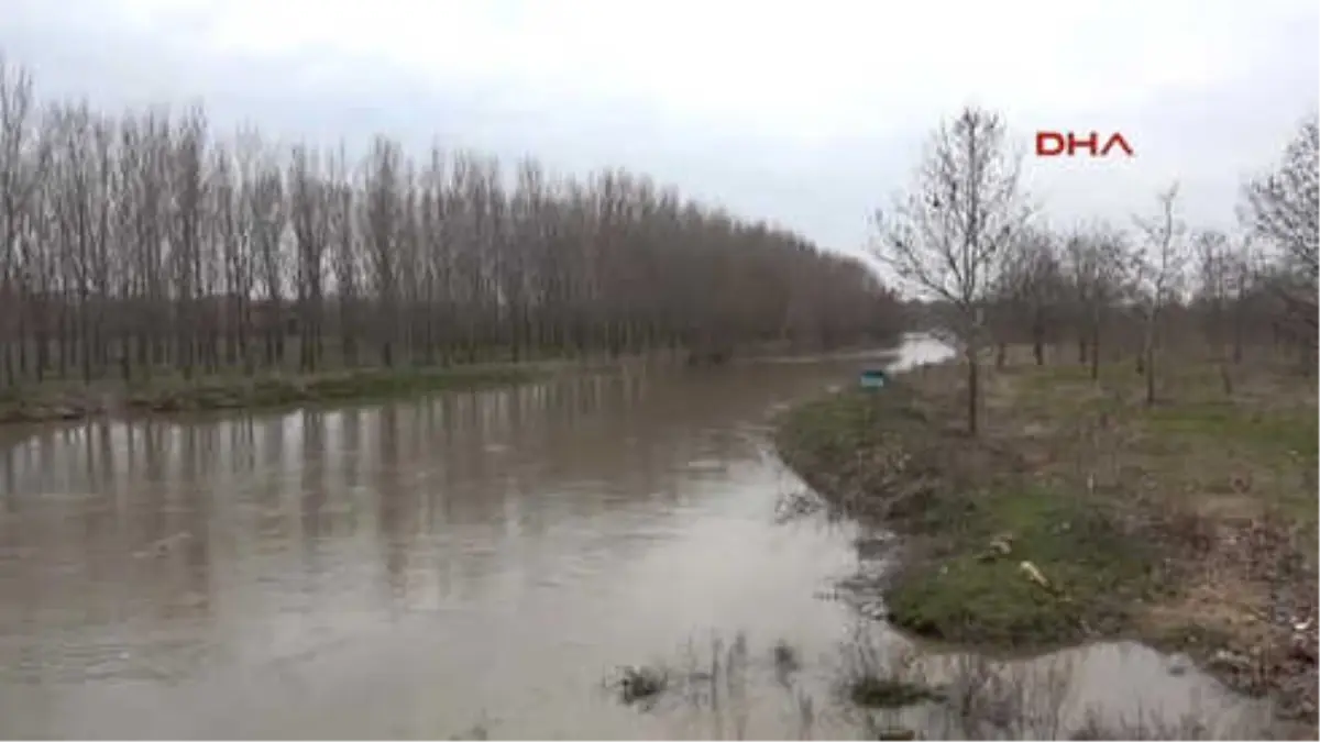 Edirne-Tunca Nehri\'nin Debisi Düşüyor