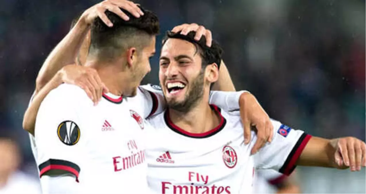 Hakan Çalhanoğlu\'nun Asist Yaptığı Gecede Milan, Ludogorets\'i 3-0 Yendi