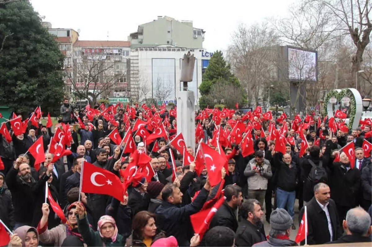 İzmit Halkı Afrin\'deki Askerler İçin Dua Etti