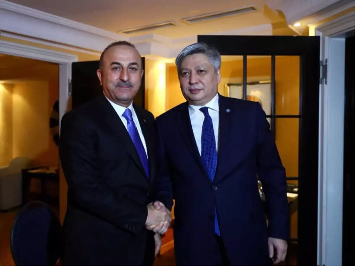 Kırgız Mevkidaşı Abdıldayev ile Bir Araya Geldi