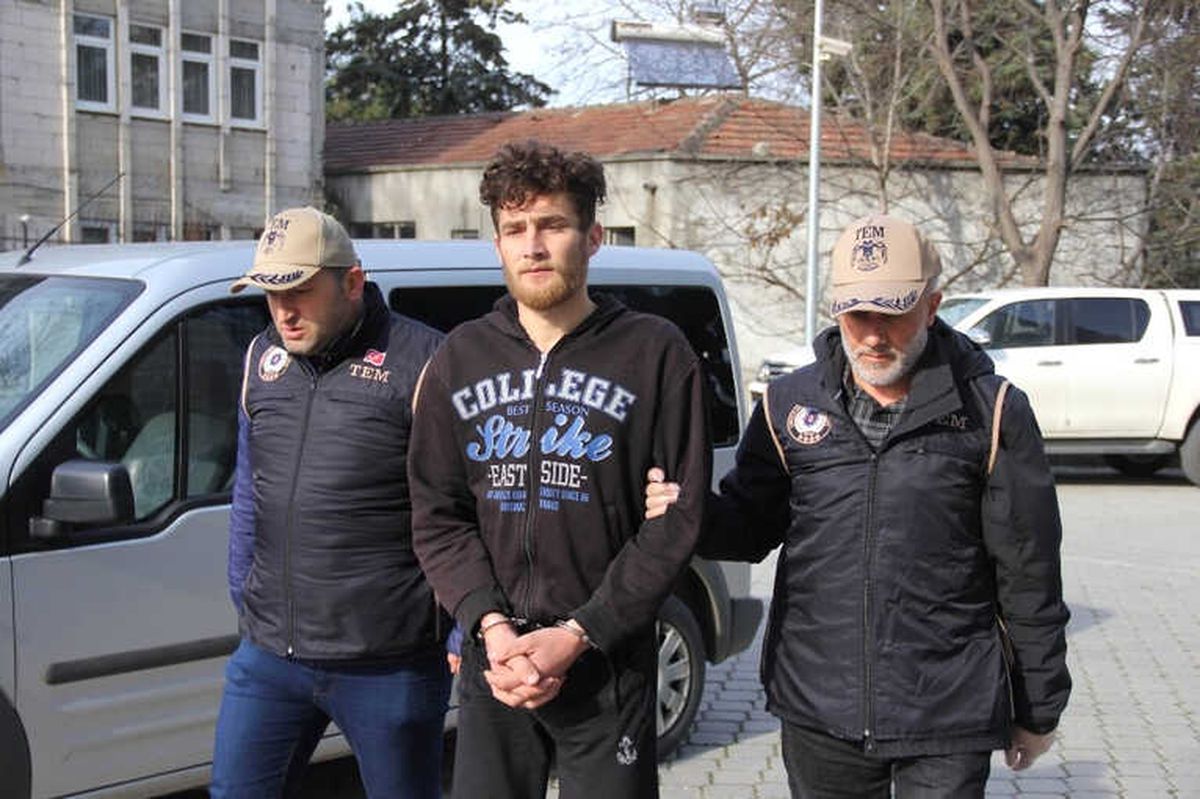 Samsun\'da Deaş\'tan Gözaltına Alınan 2 Kişi Adliyeye Sevk Edildi