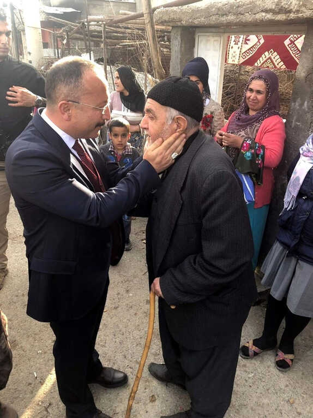 Vali Atik, Vatandaşlarla Bir Araya Geldi