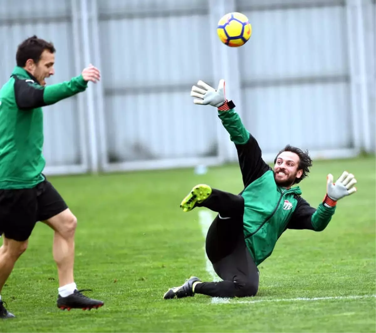 Vartolu, Bursaspor Antrenmanında Şov Yaptı