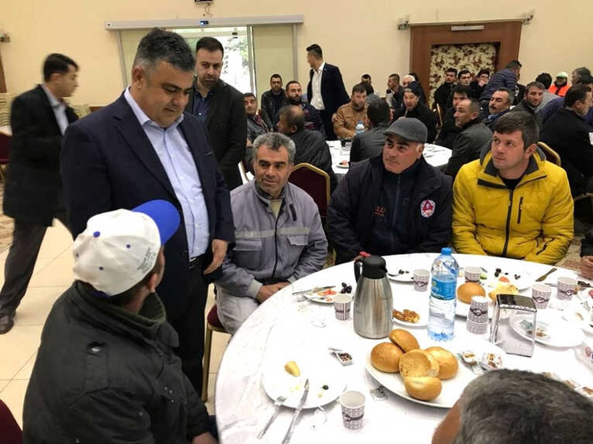 Başkan Özgüven Taşeron İşçilerle Bir Araya Geldi