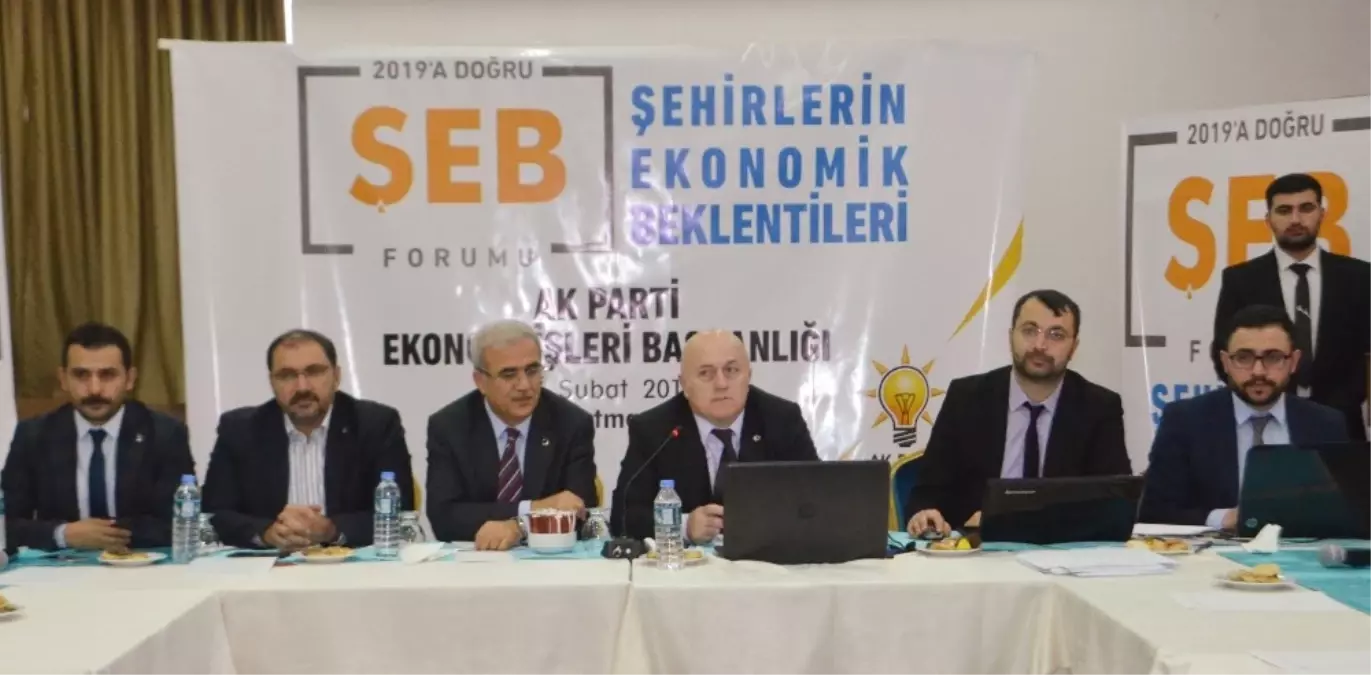Batman\'da Şehirlerin Ekonomik Beklentileri Formu Toplantısı Yapıldı