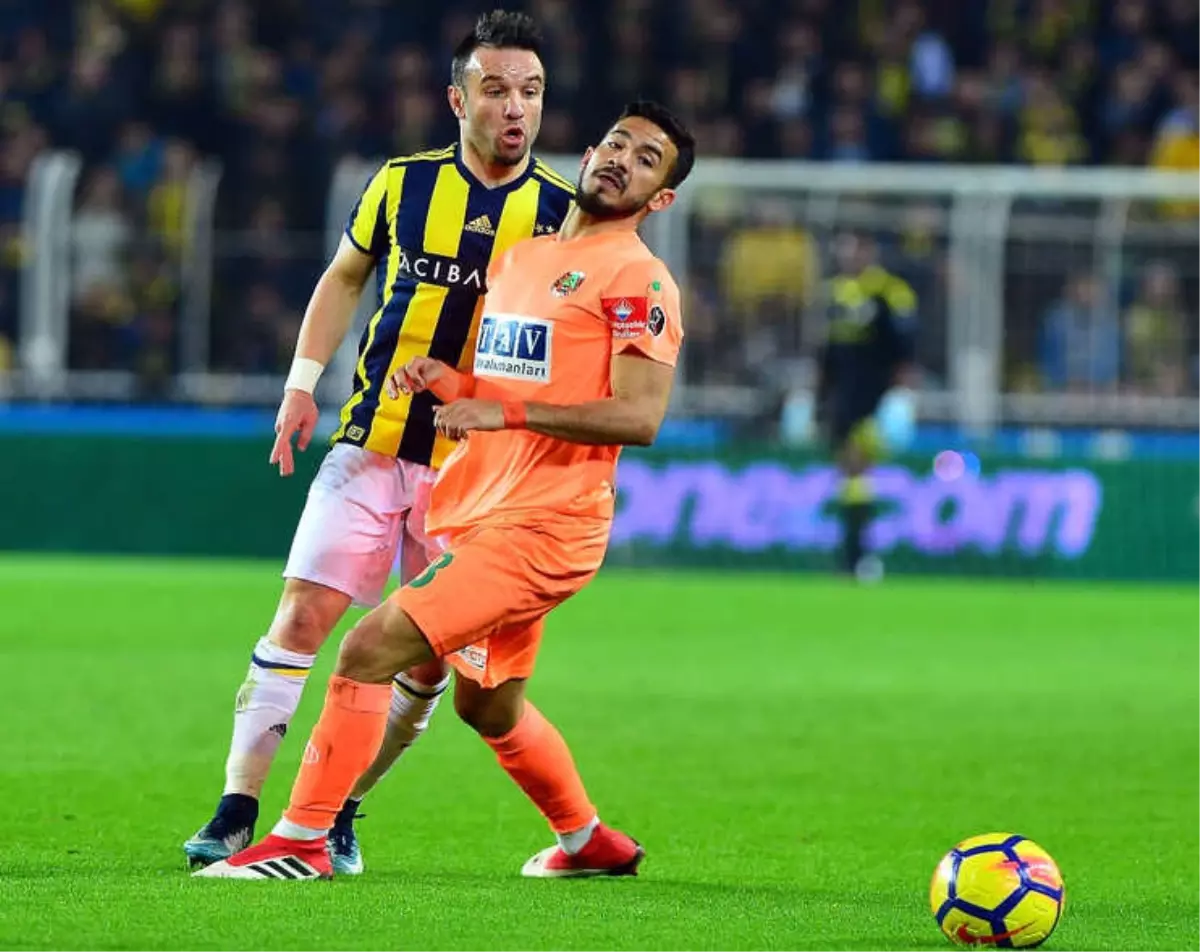 Fenerbahçe\'den İlk Yarı 2 Gol