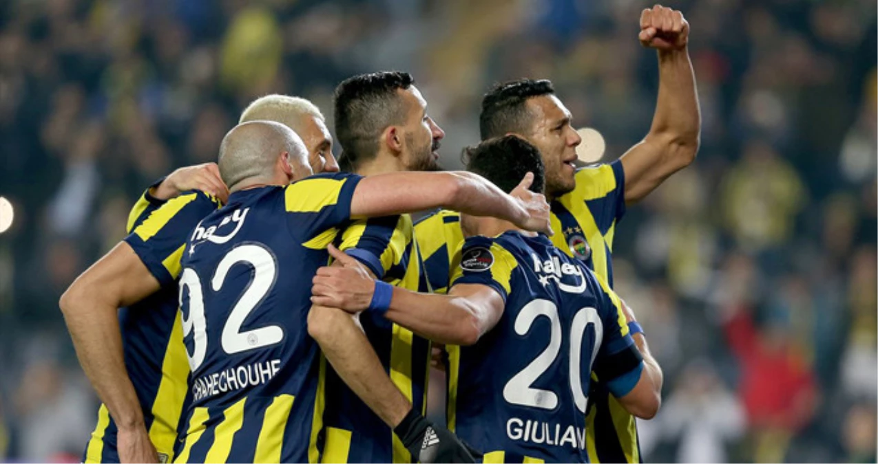 Fenerbahçe Evinde Aytemiz Alanyaspor\'u 3-0 Mağlup Etti