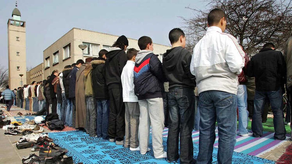 Hollanda\'dan Diyanet\'in \'Cihat Hutbesi\'ne İnceleme