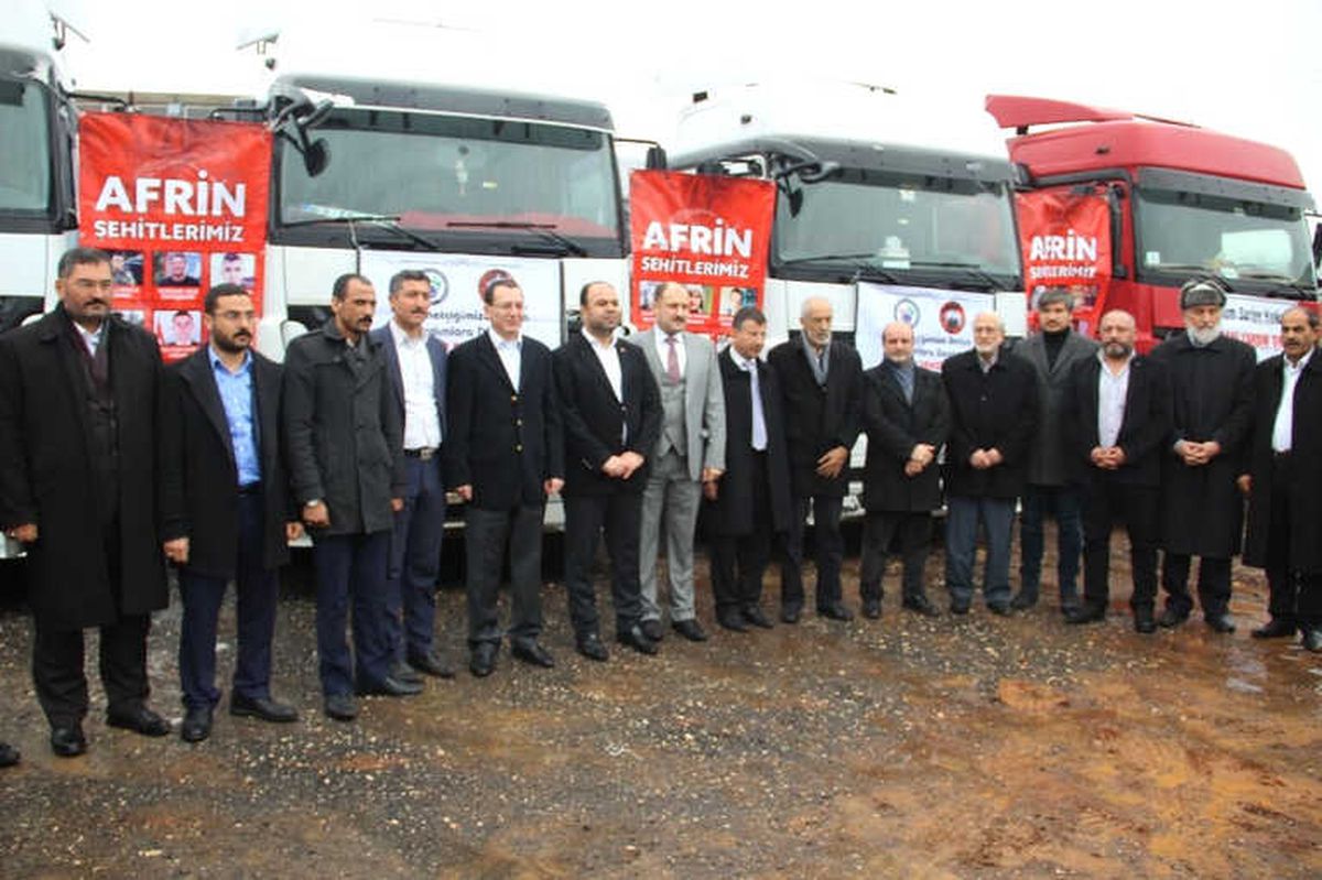 Şanlıurfa\'dan Afrin\'deki Mazlumlara 5 Tır Gıda Malzemesi Gönderildi