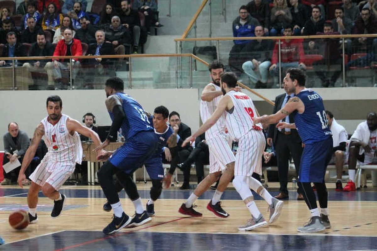 Türkiye Basketbol Ligi: Yalova Group Belediyespor: 75 - Türk Telekom: 109