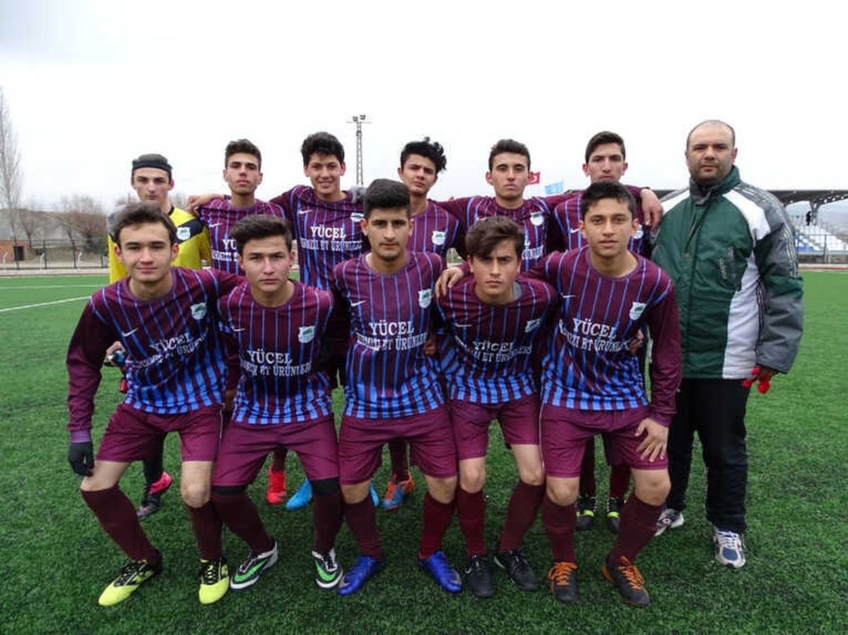 U 17 Gediz- Hisarcık Grubu\'nun Şampiyonu Dayınlarspor
