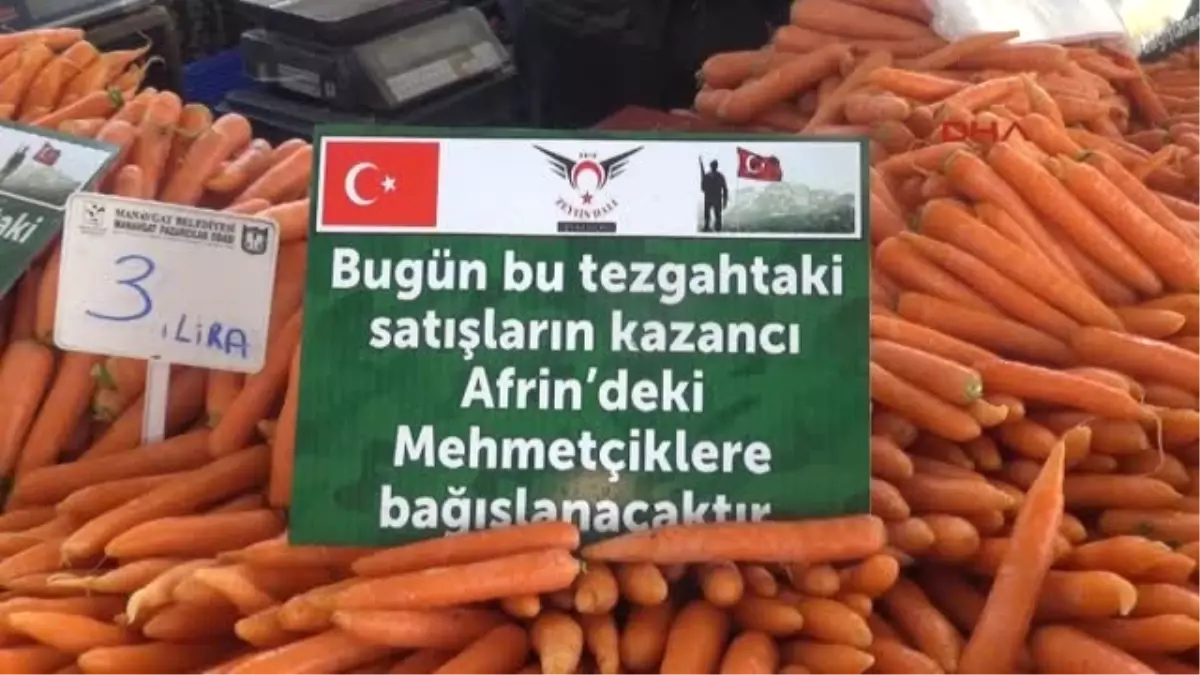 Antalya Pazar Esnafı Tezgahını Mehmetçik İçin Açtı