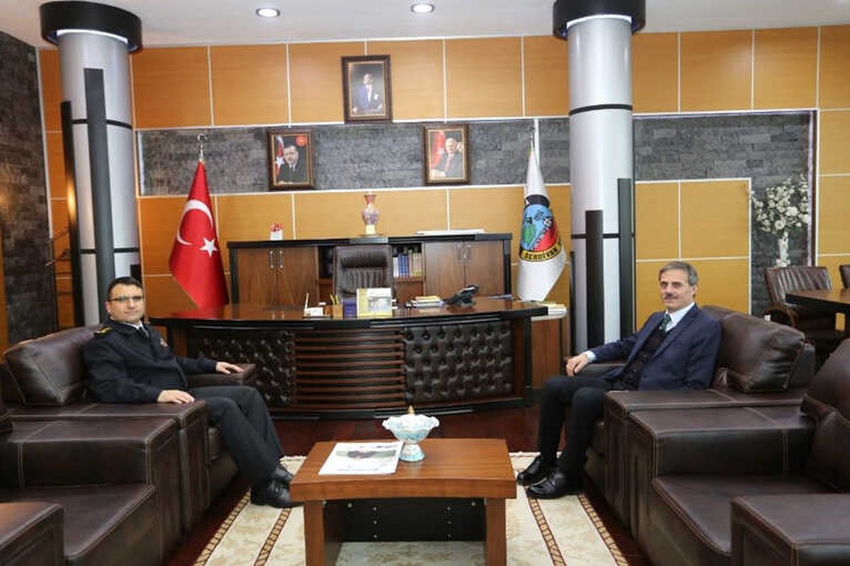 Başkan Alemdar, İl Jandarma Komutanı Yiğit ile Bir Araya Geldi